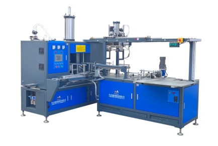 Основные функции и влияние автоматической заливки аккумуляторов и сварочной машины