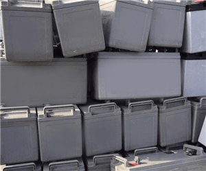 Лучше ли использовать аккумулятор электромобиля с водяным аккумулятором или сухим аккумулятором?